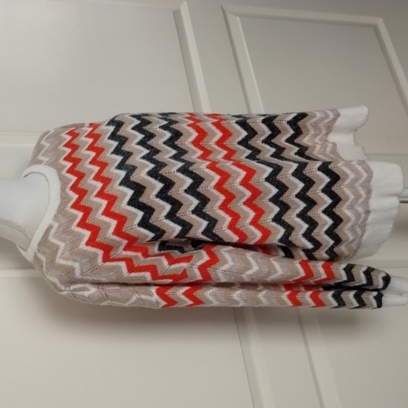 Adora sweater size medium zig zag soft gray orange white tan oversized - Picture 4 of 10